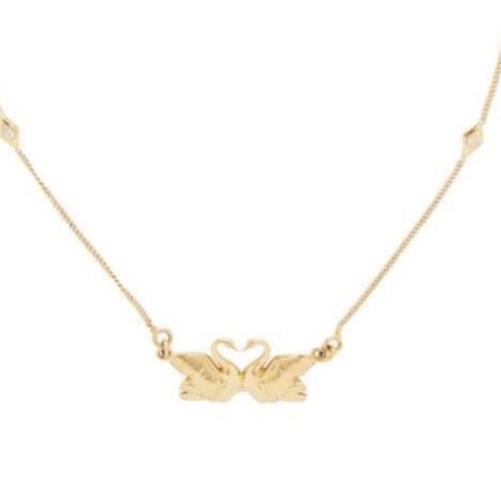 Spell Lovers Swan Necklace